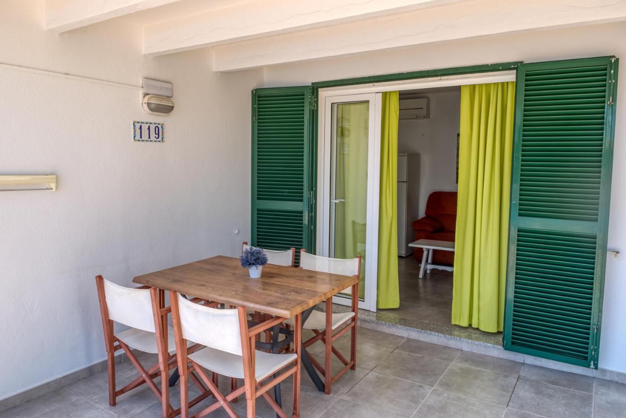 Apartamentos Las Golondrinas Cala en Bosch Kültér fotó