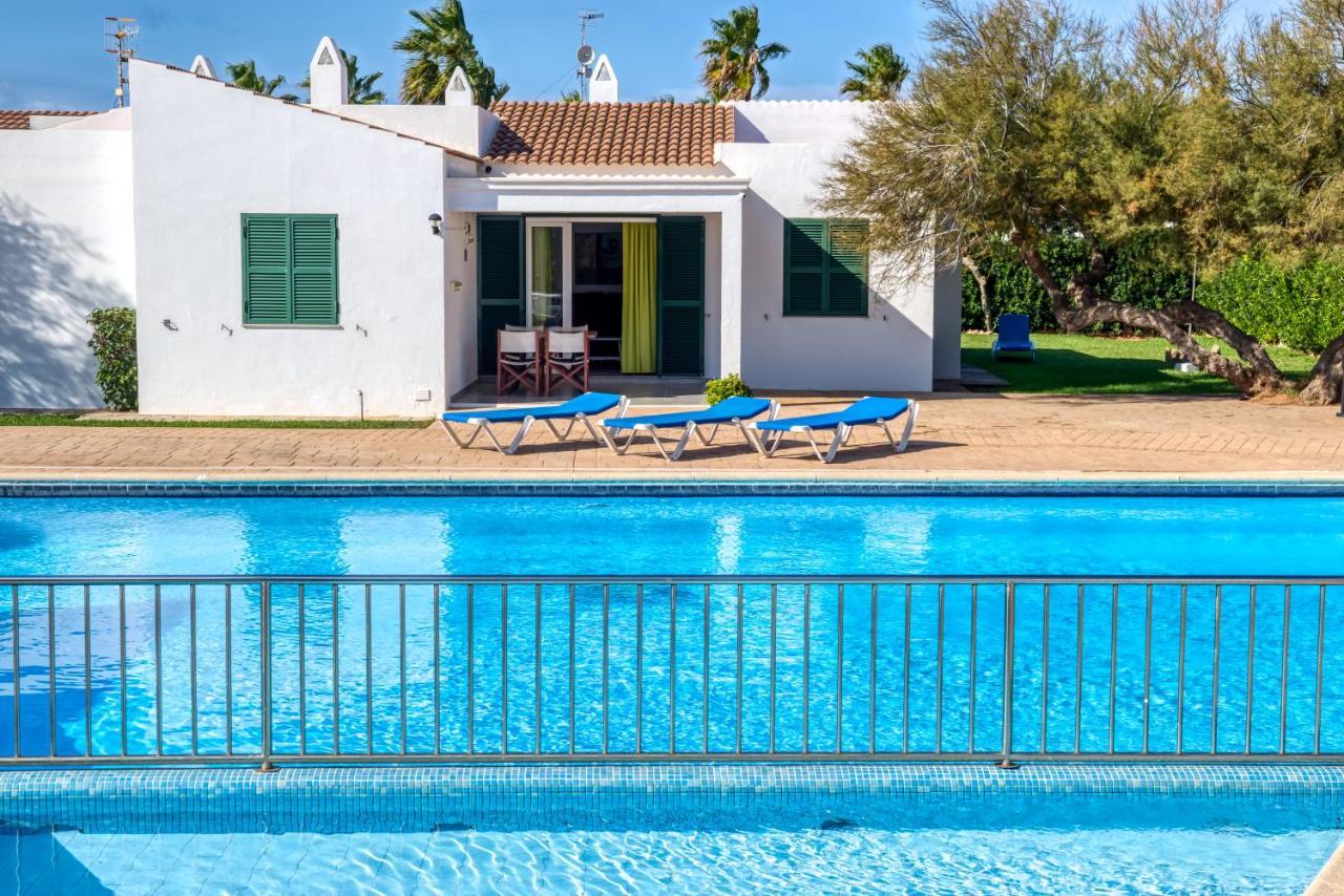 Apartamentos Las Golondrinas Cala en Bosch Kültér fotó